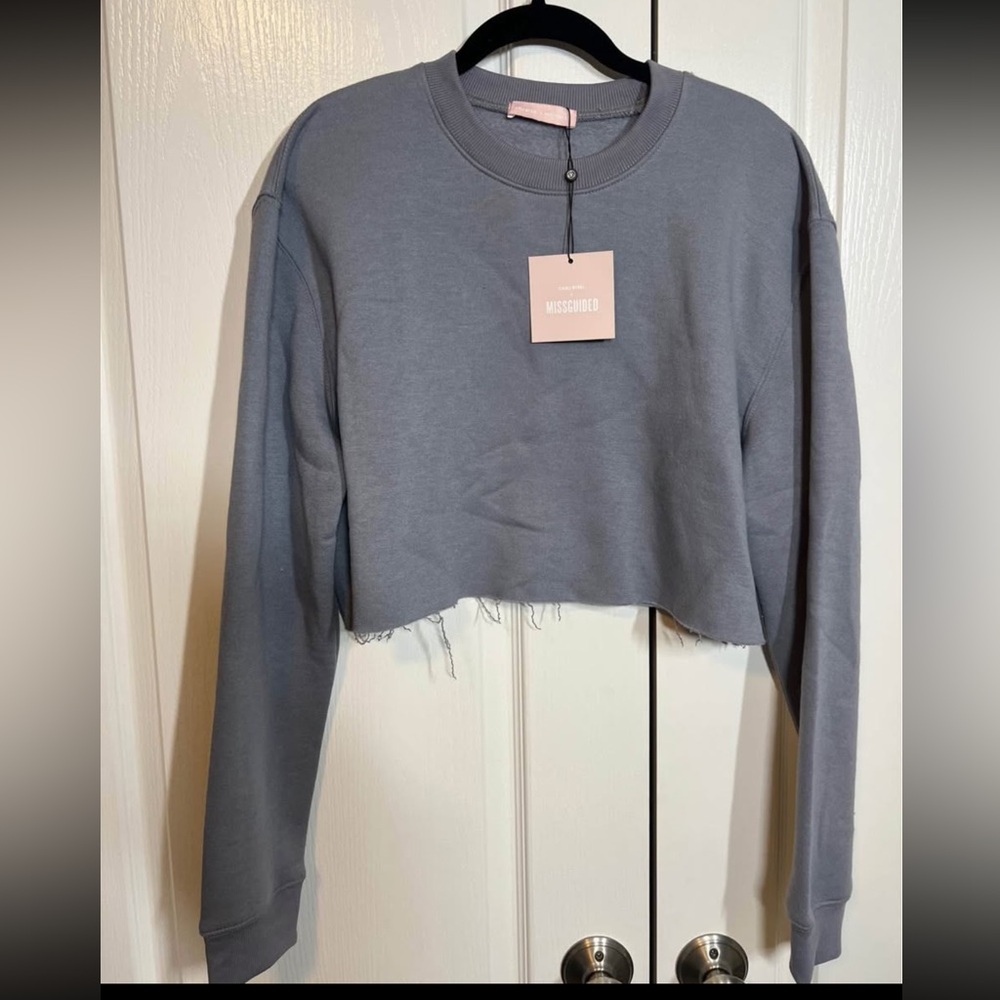NWT MISSGUIDED x CARLY BYBEL Cropped crew neck sweatshirt